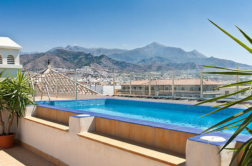 Mena Plaza 3*