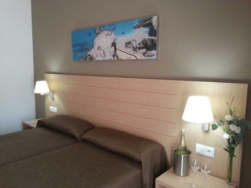 Mena Plaza Hotel 3*